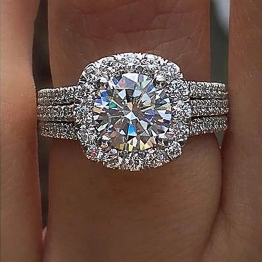 Beautiful Square CZ Ring size 6 - Picture 4 of 6